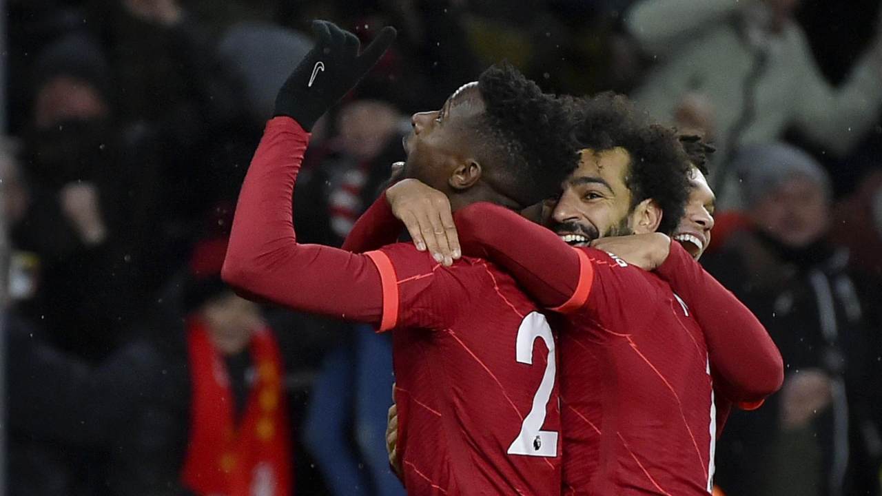 Origi esulta con Salah 