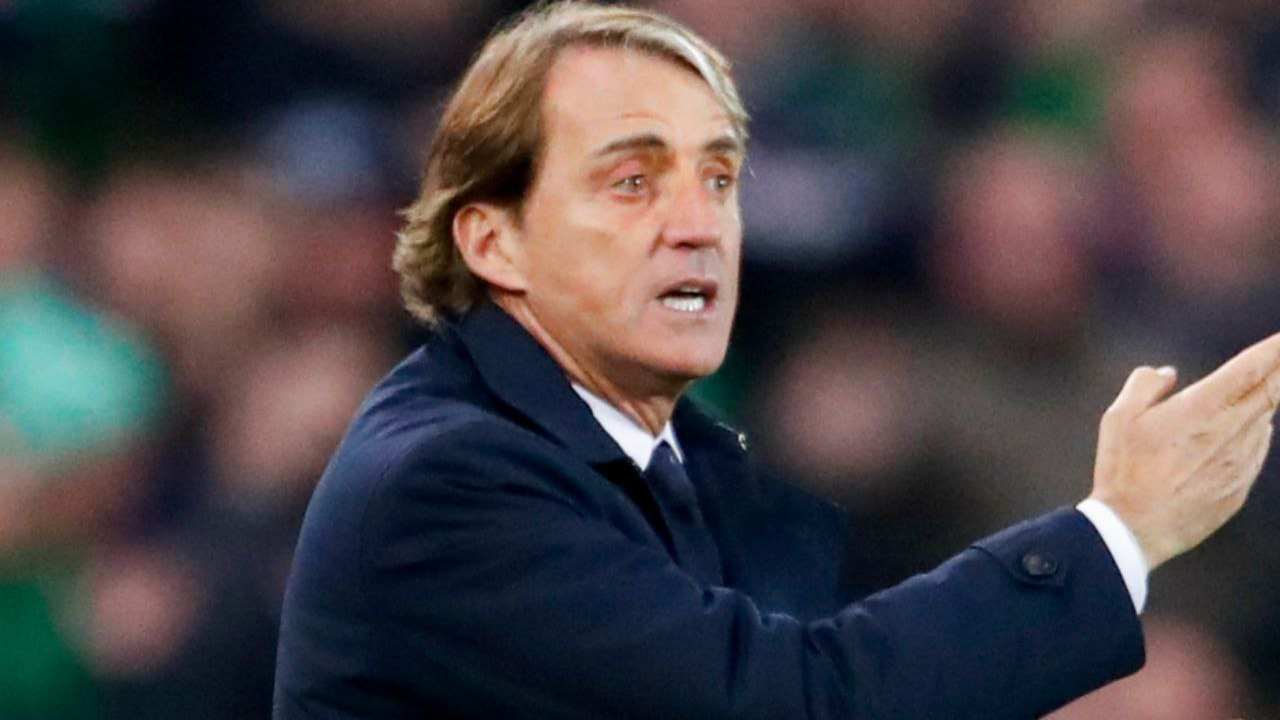 Mancini dà indicazioni 