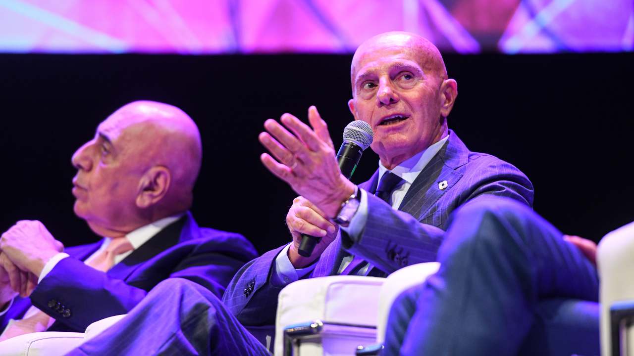 Arrigo Sacchi in conferenza