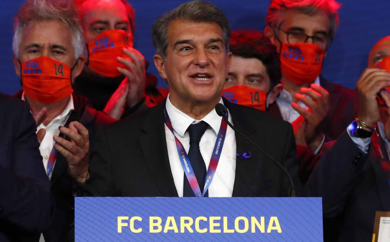 Joan Laporta si presenta in conferenza stampa