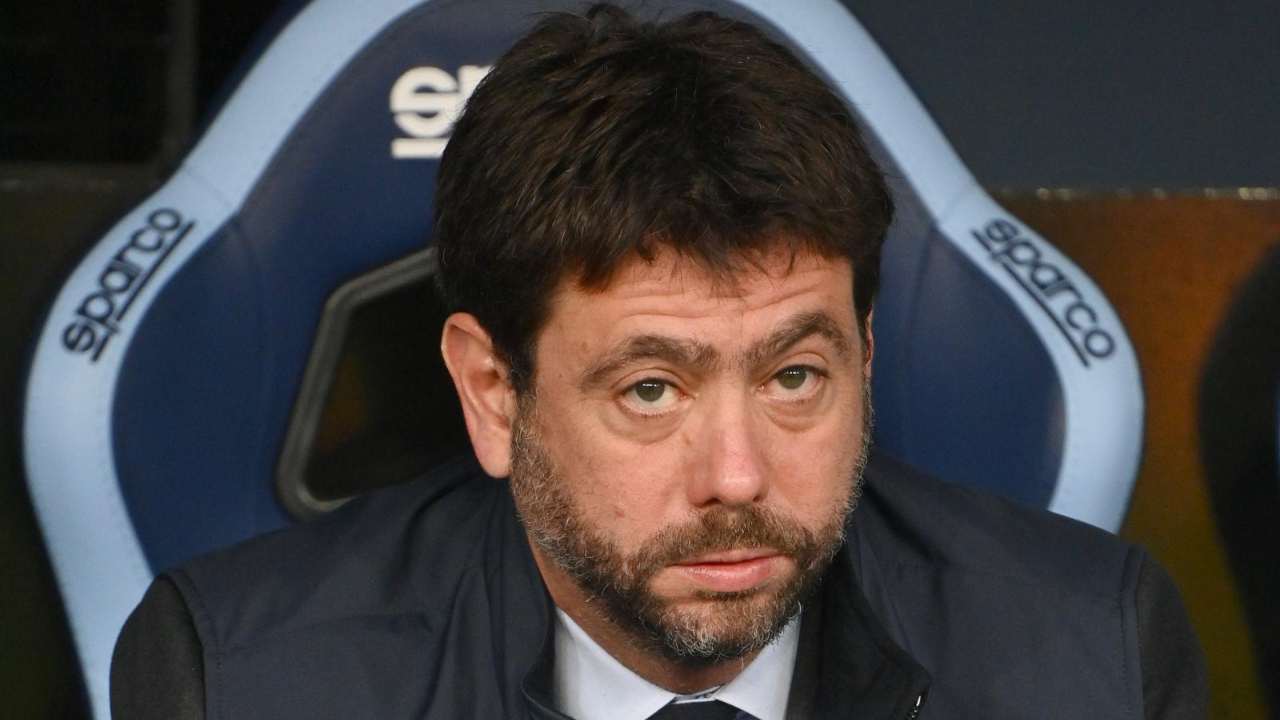Agnelli concentrato in panchina Juventus