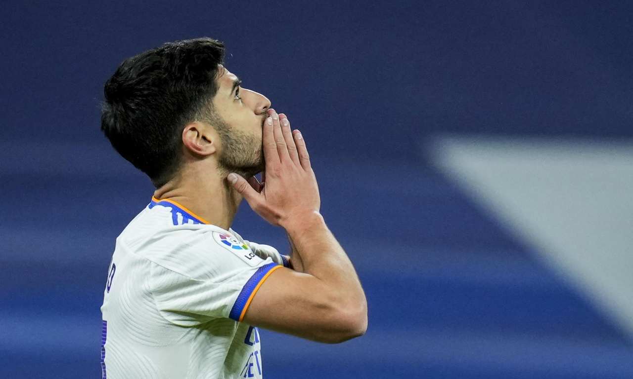 Marco Asensio esulta 