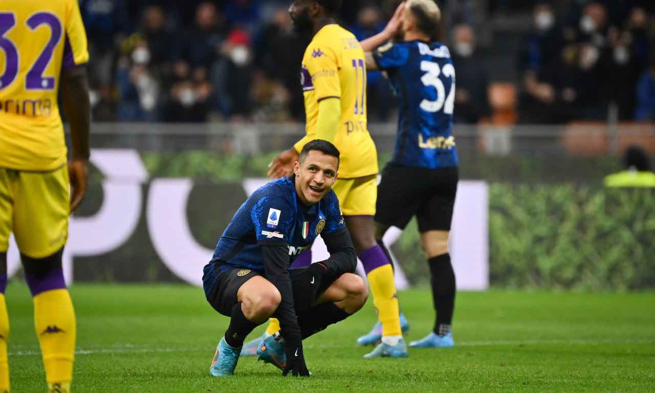 Sanchez a terra in Inter-Fiorentina