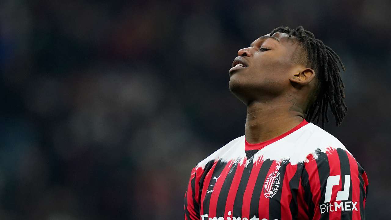 Leao sconsolato e deluso Milan