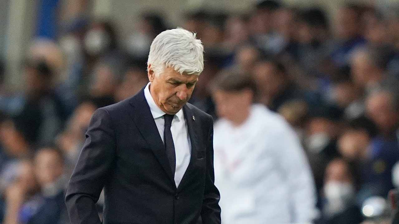 Gasperini triste a bordocampo Atalanta