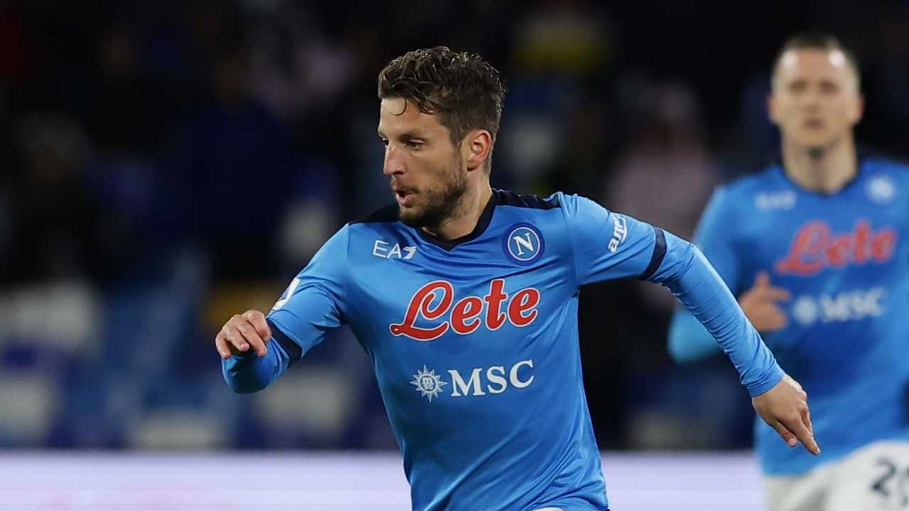 Mertens corre Napoli