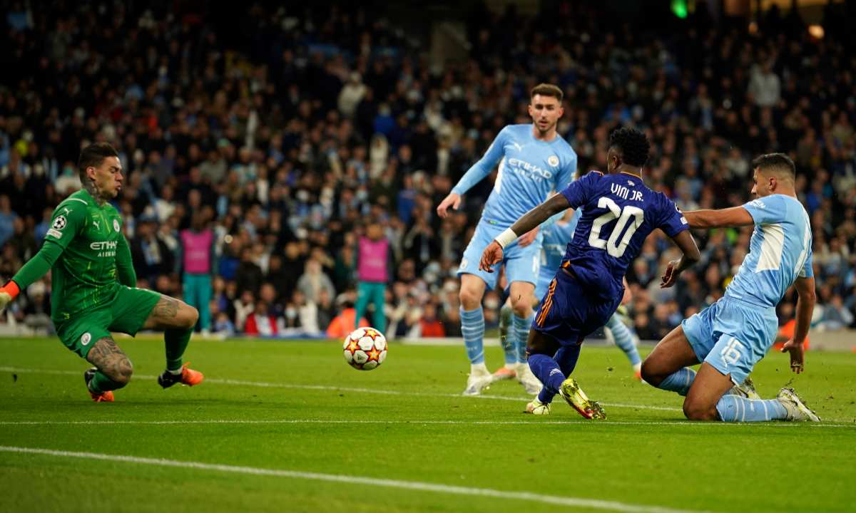 Реал сити 2024. Реал Мадрид man City. Реал Манчестер Сити 2022. Манчестер Сити vs real Madrid. Реал Мадрид Манчестер Сити 1%.