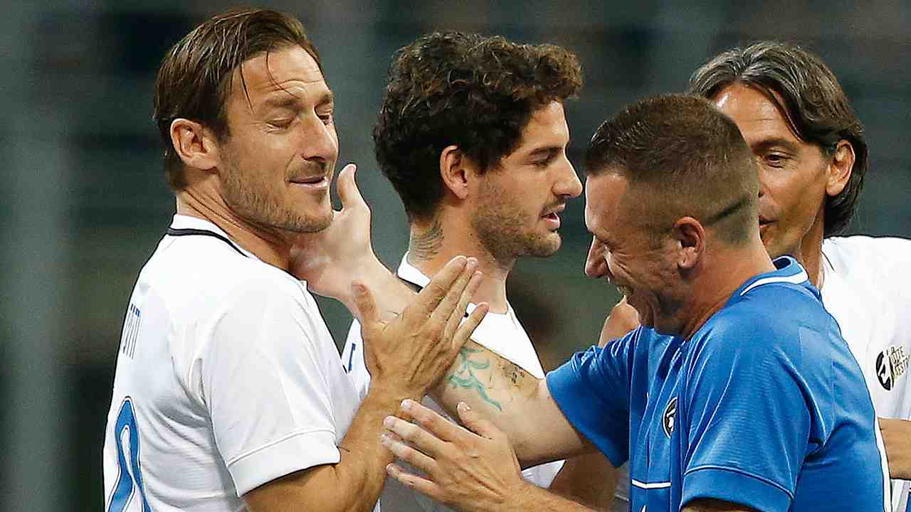 Cassano schiaffo a Totti