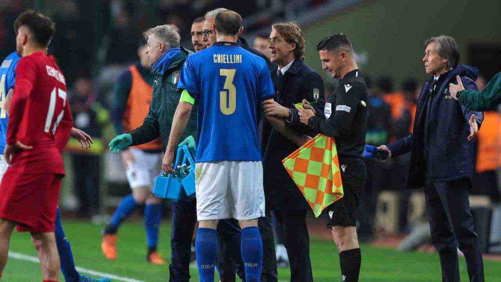 Chiellini e Mancini in un match dell'Italia