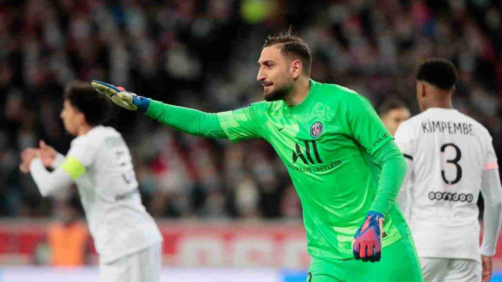 Donnarumma con la maglia del PSG