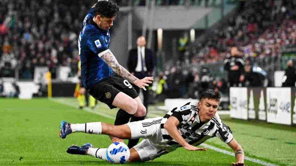 Paulo Dybala durante il match tra Juventus e Inter