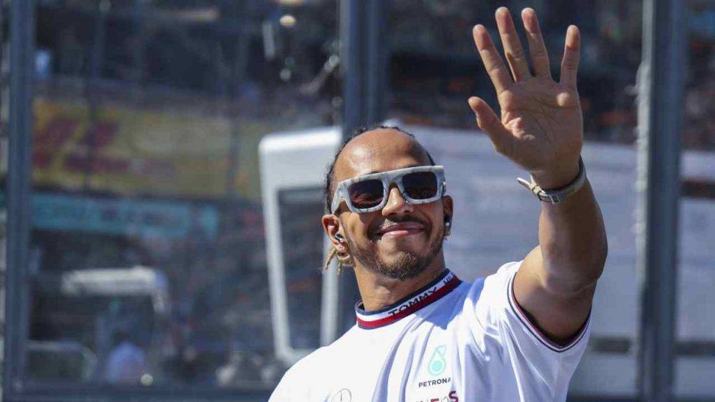 Lewis Hamilton, pronto ad acquistare il Chelsea