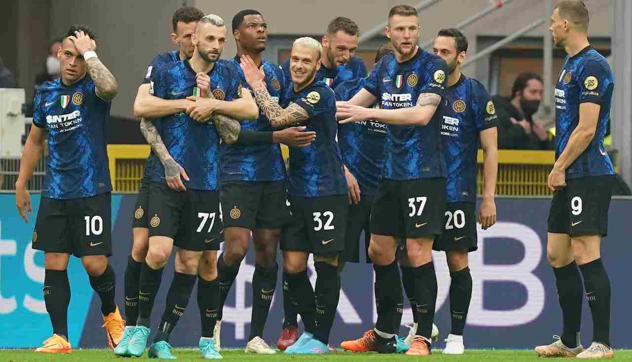 Inter festeggia per il gol