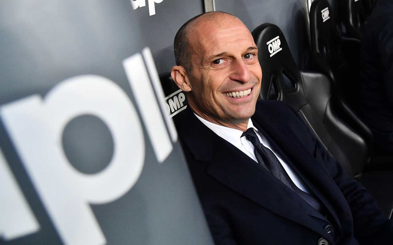 Juventus, Allegri sorride in panchina