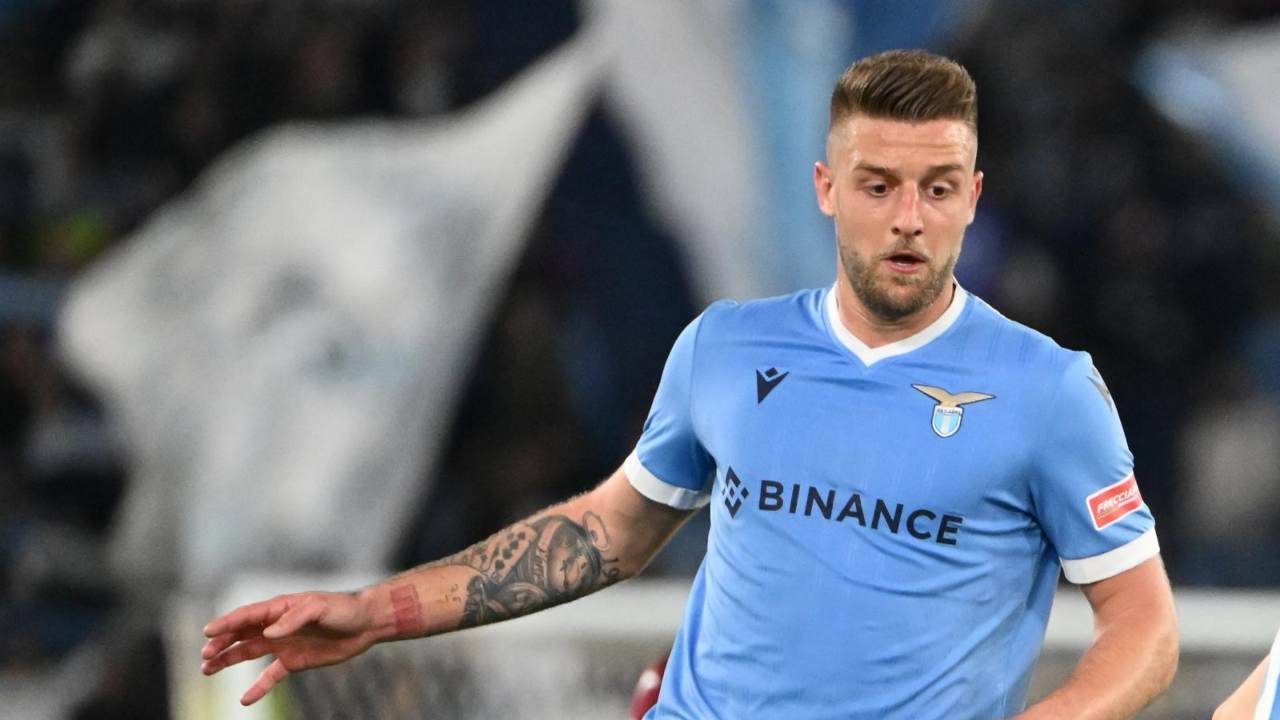 Milinkovic via dalla Lazio