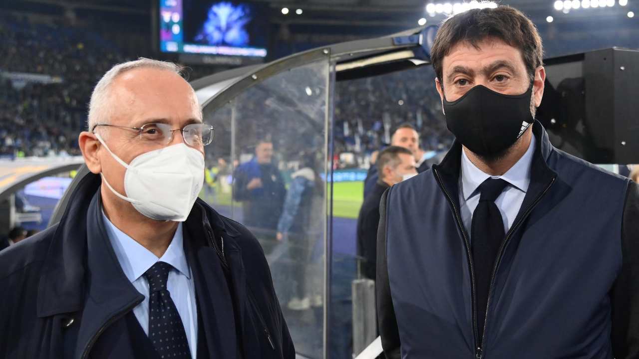 Claudio Lotito e Andrea Agnelli a bordocampo