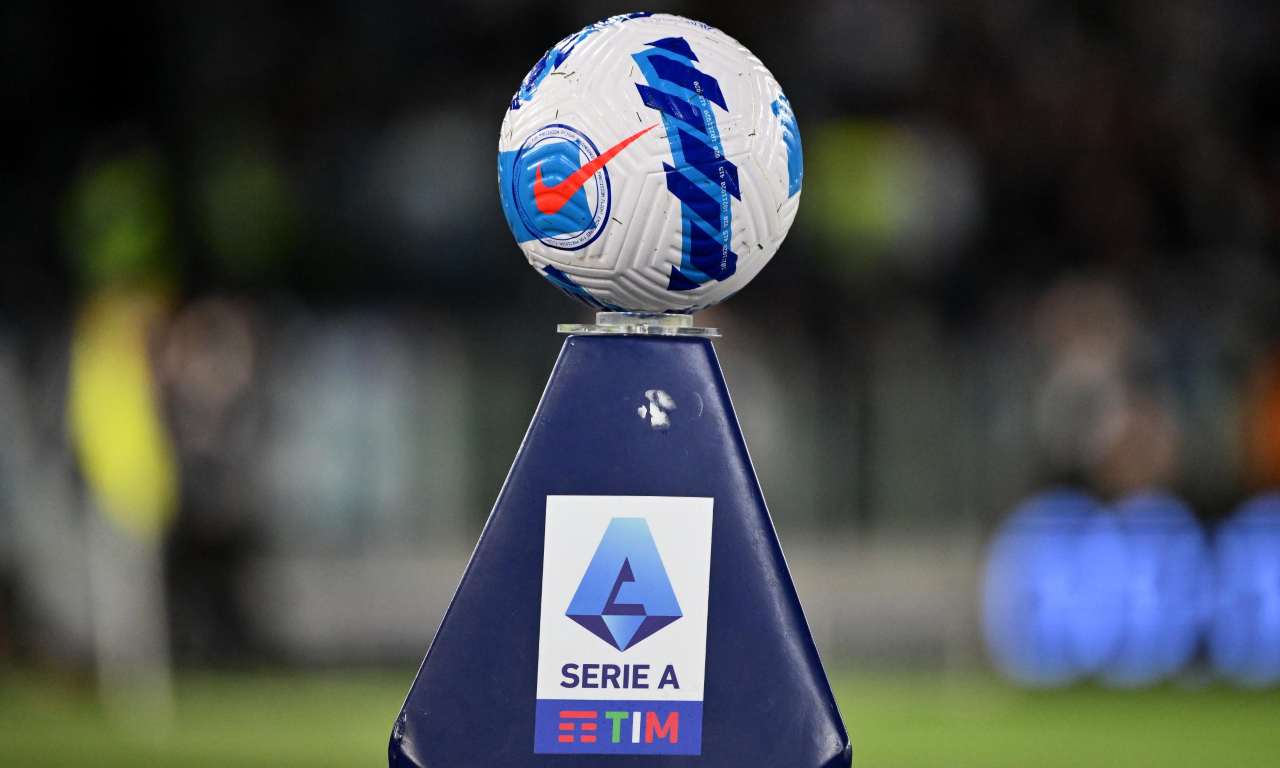 Pallone Serie A prima di una partita