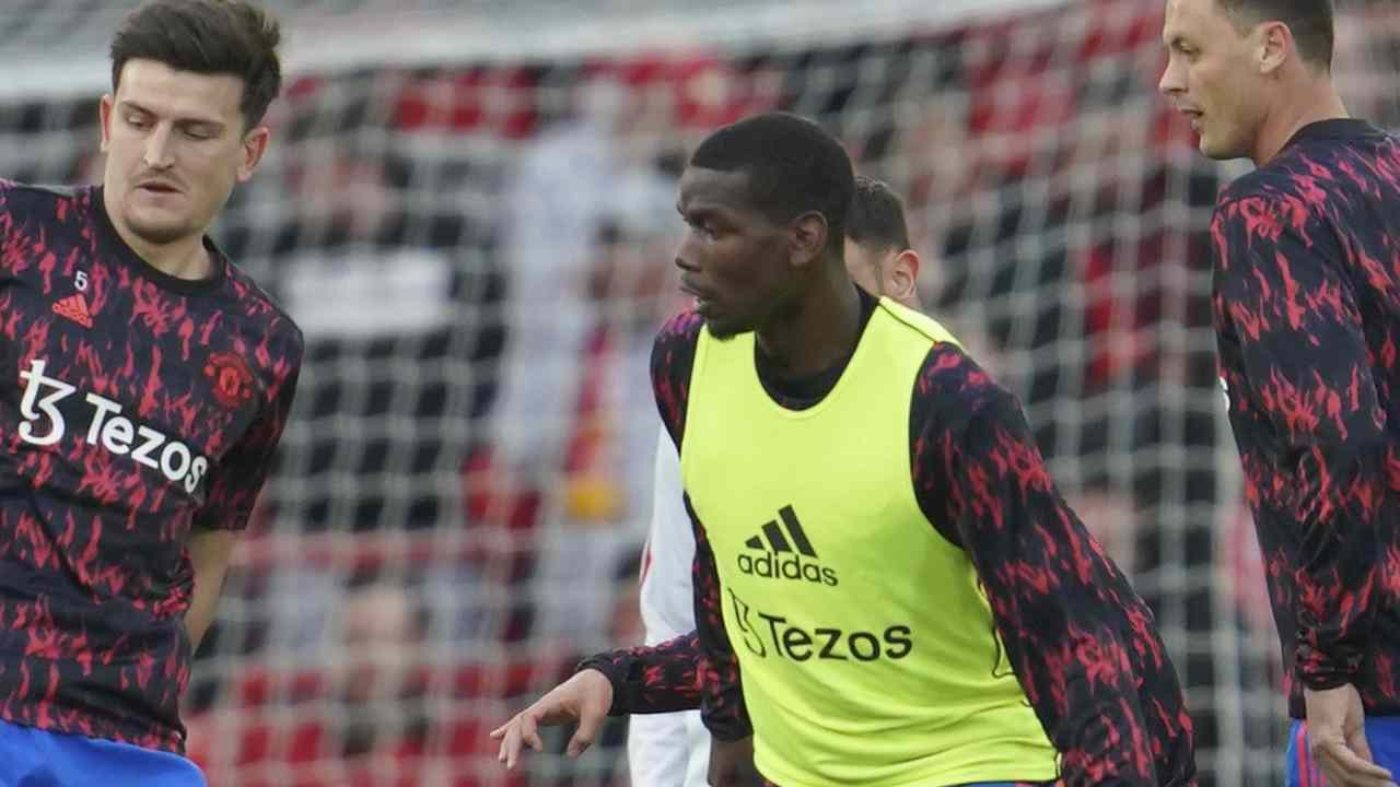 Pogba corre e si riscalda Manchester United 