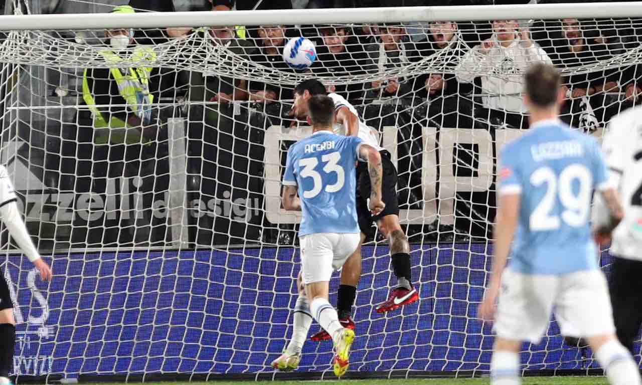 Il gol di Acerbi in Spezia-Lazio