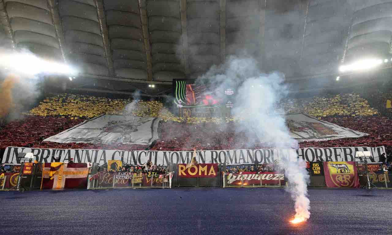 Tifosi della Roma all'Olimpico