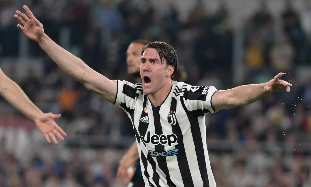 Vlahovic protesta in Juventus-Inter