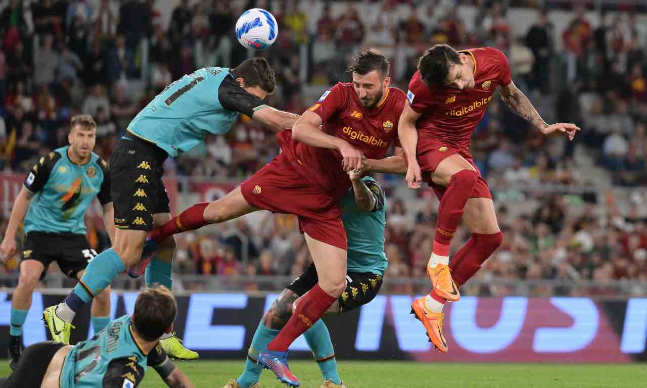 Cristante in azione in Roma-Venezia