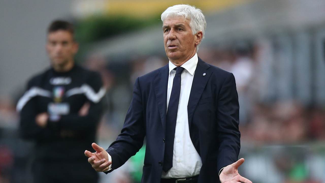 Gasperini allarga le braccia a bordocampo Atalanta