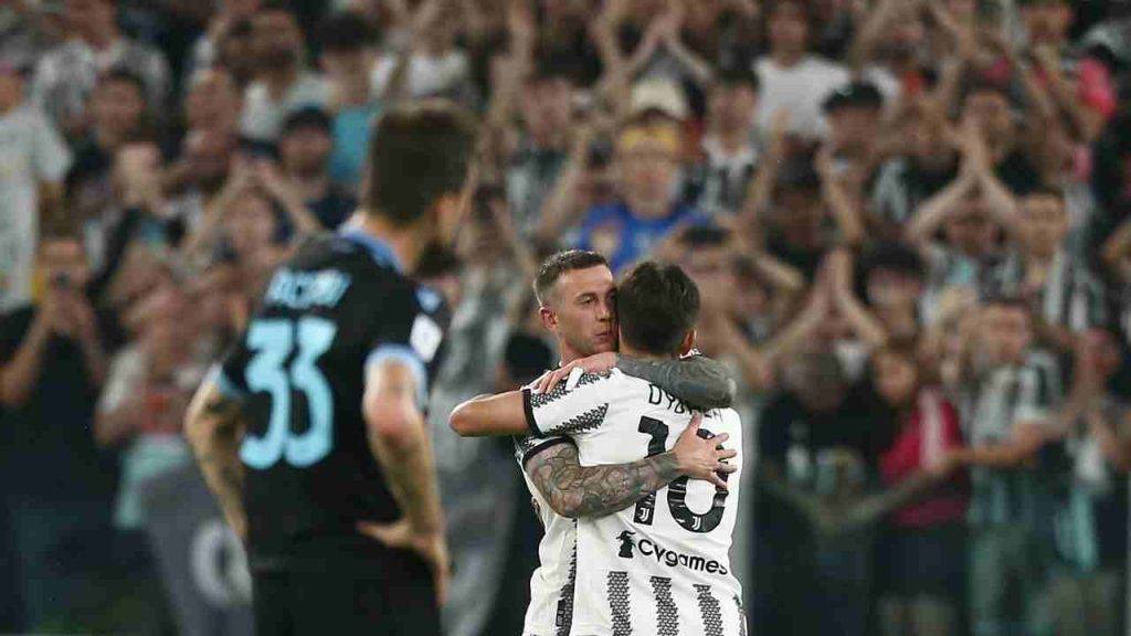 Berbardeschi e Dybala, in scadenza con la Juventus