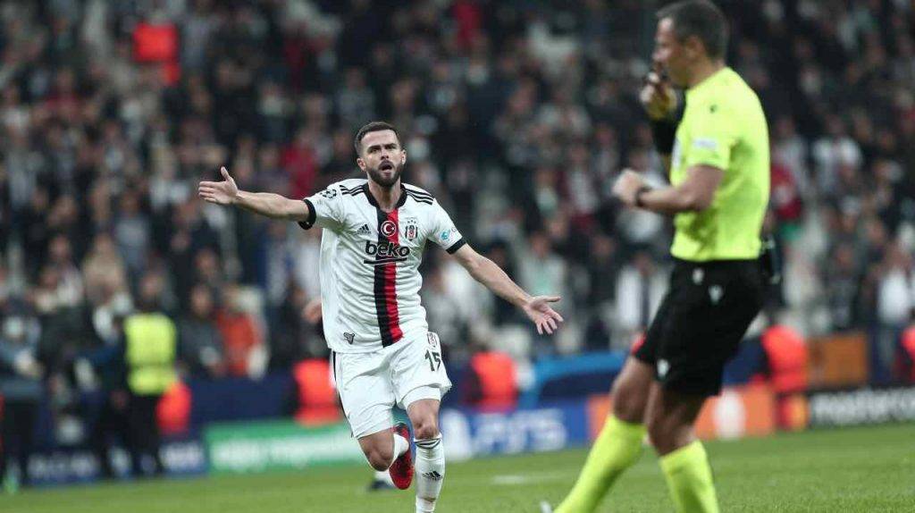 Pjanic in campo