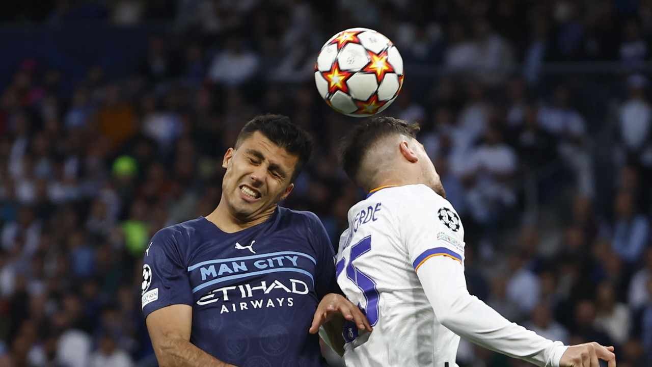 Contrasto di gioco aereo Real Madrid-Manchester City