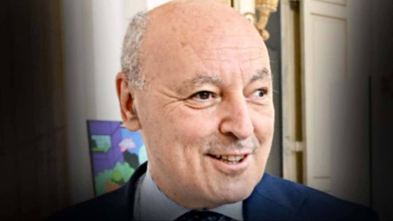 Marotta sorride