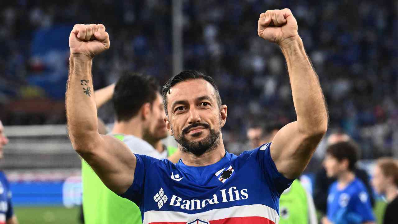 Quagliarella alza le braccia al cielo