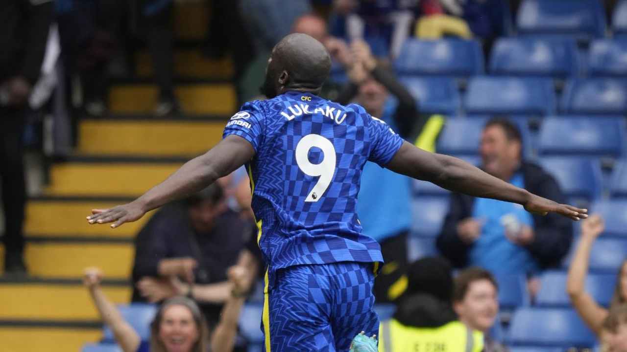 Lukaku esulta dopo il gol