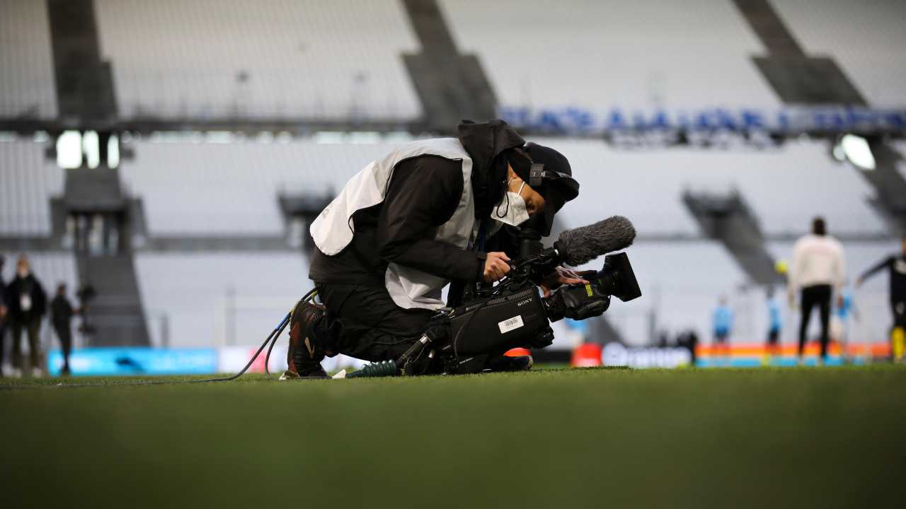 Un operatore televisivo al Velodrome 