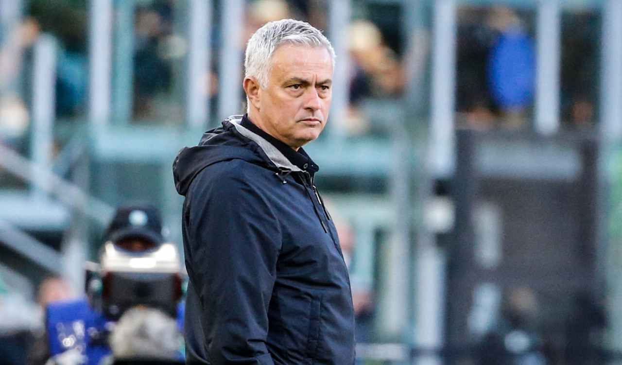 Roma-Bologna, Mourinho in panchina