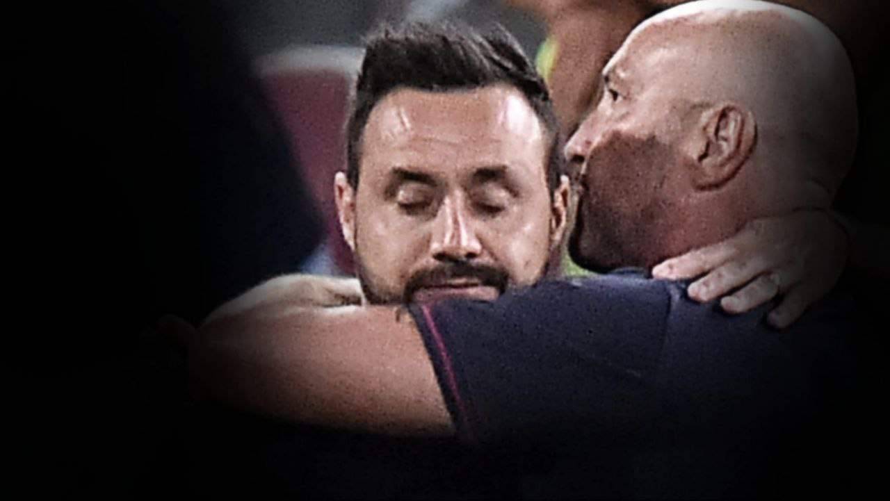 Roberto De Zerbi saluta Zenga