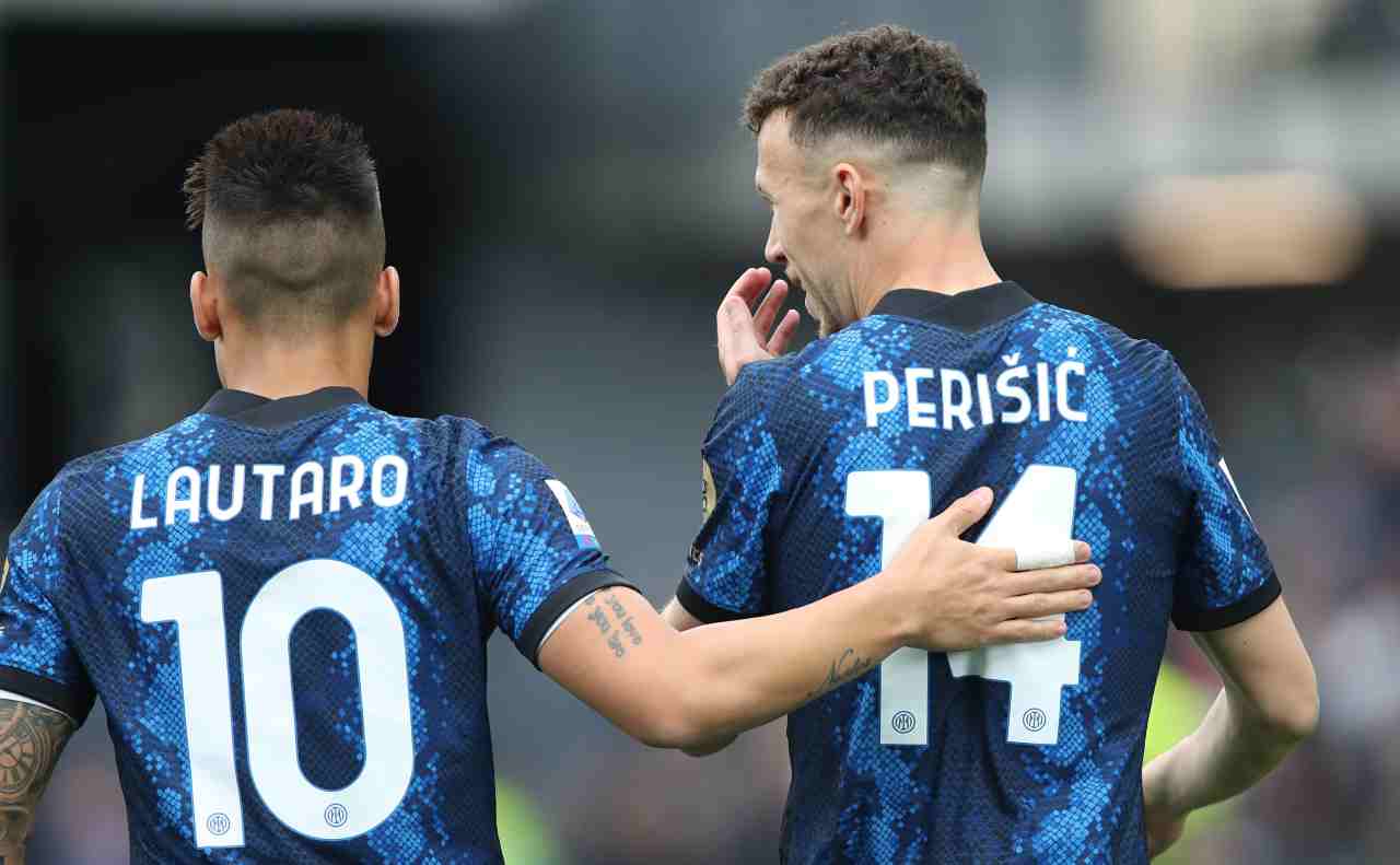 Inter, Lautaro e Perisic esultano