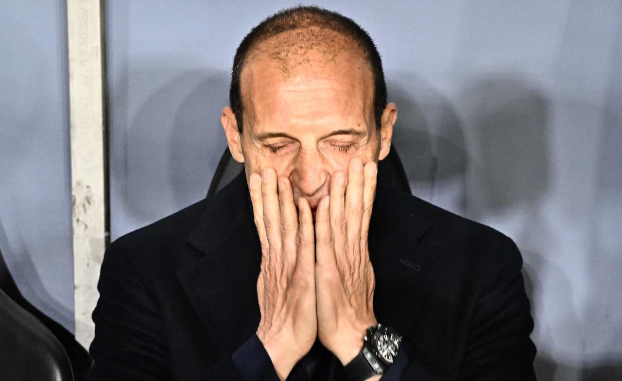 Juventus, Allegri con le mani in faccia