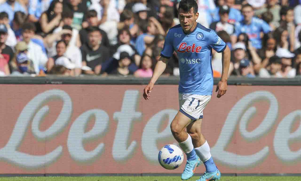 Lozano in campo col Napoli