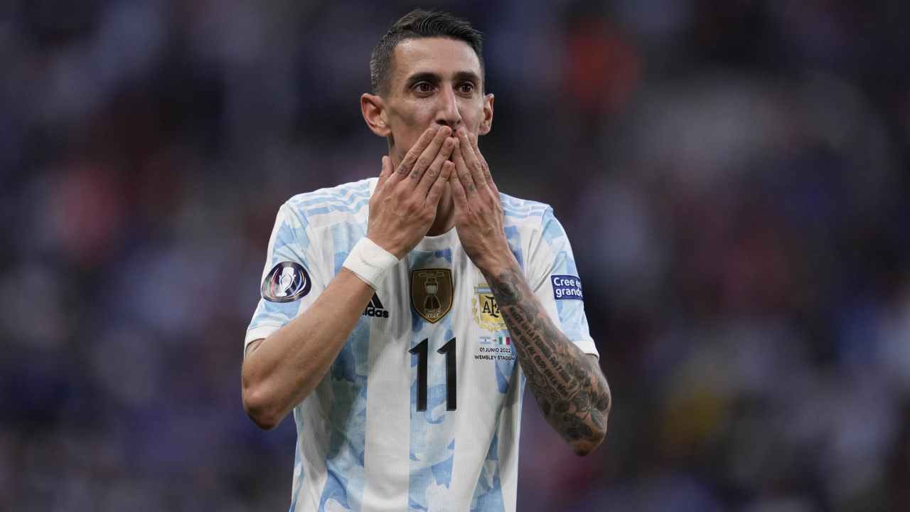 Di Maria festeggia dopo un gol