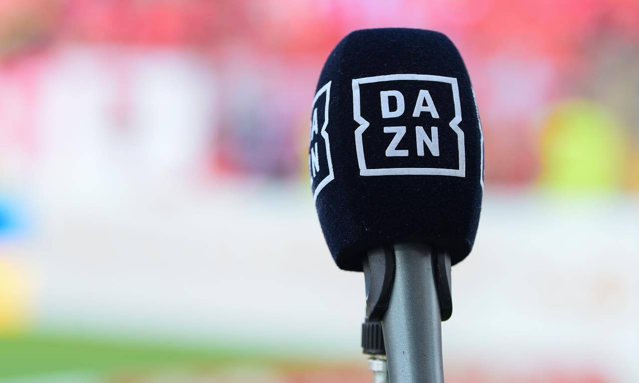 Il microfono di DAZN 