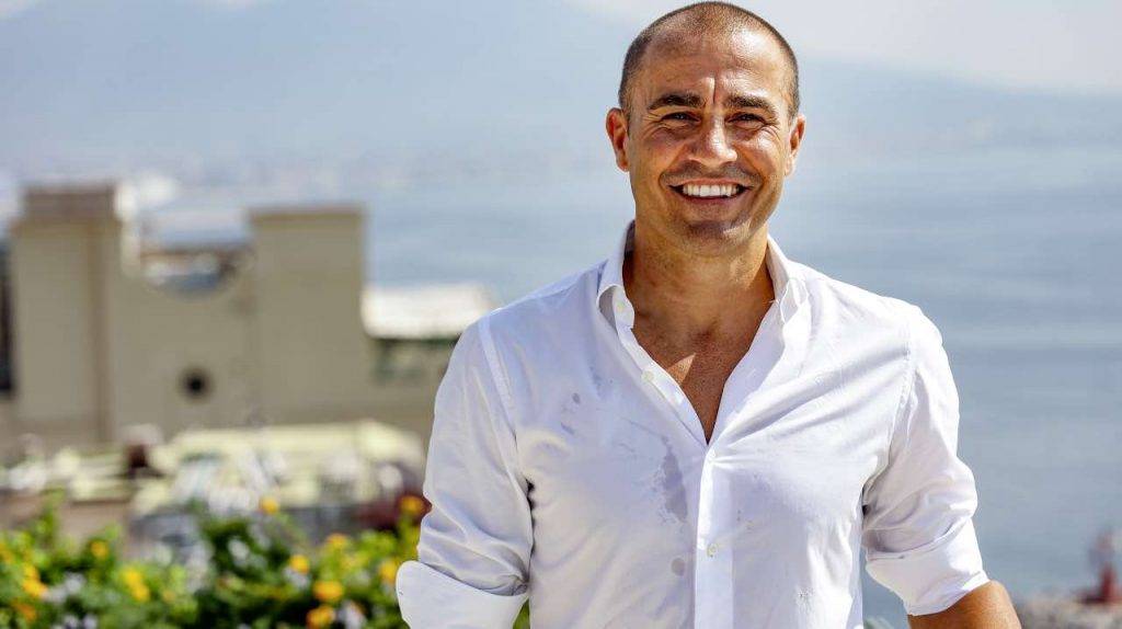 Napoli, Cannavaro sorride