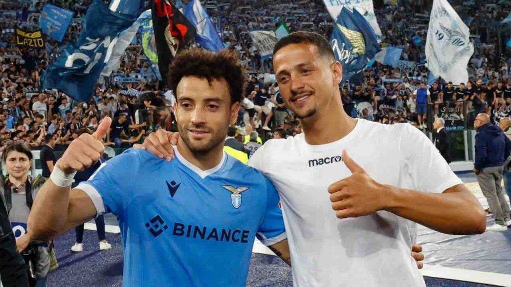 Felipe Anderson e Luiz Felipe festeggiano