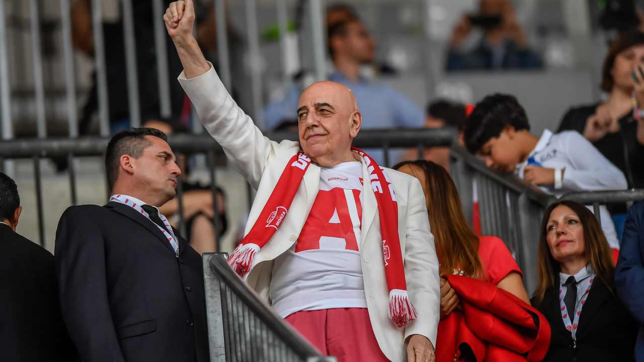 Galliani in tribuna festeggia la promozione in A del Monza