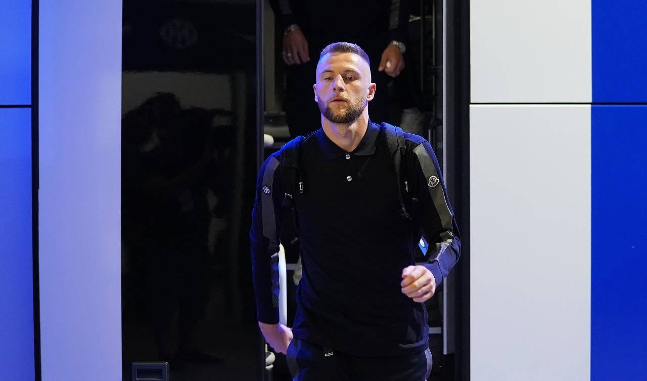 Skriniar arriva allo stadio con l'Inter