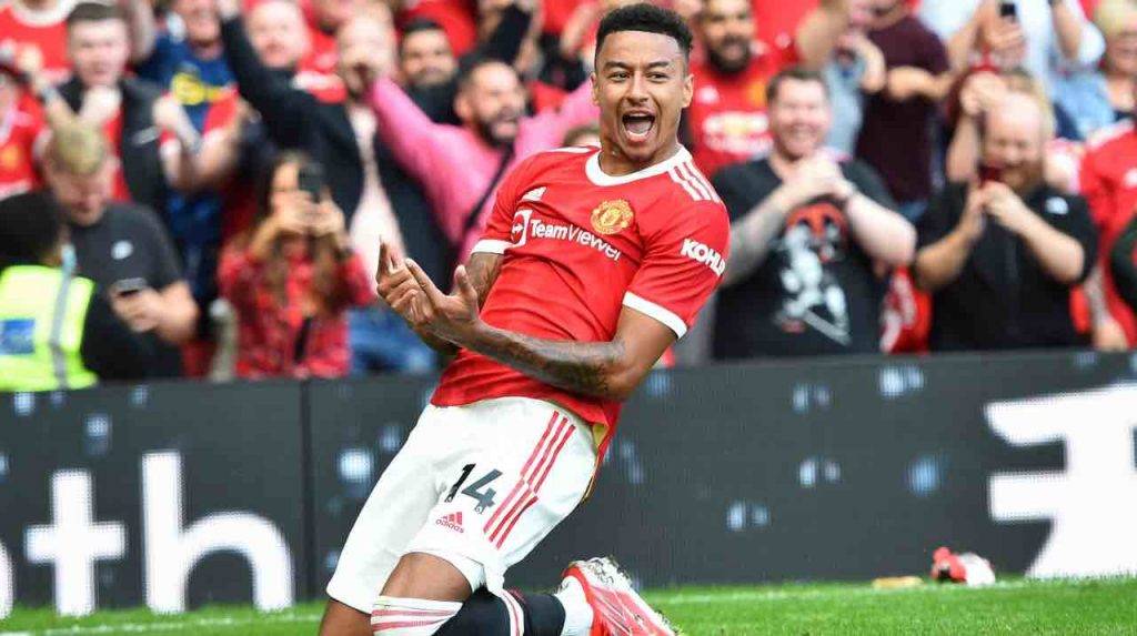 Lingard esulta