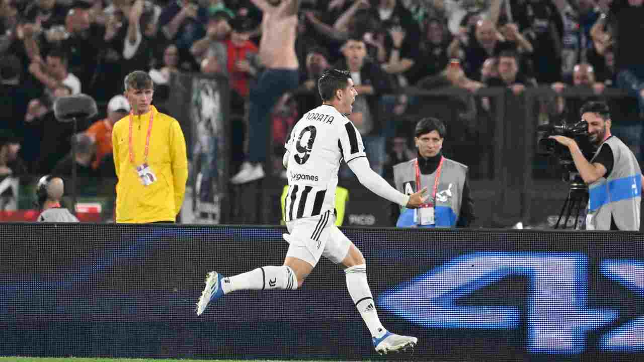 Morata corre ed esulta dopo il gol Juventus