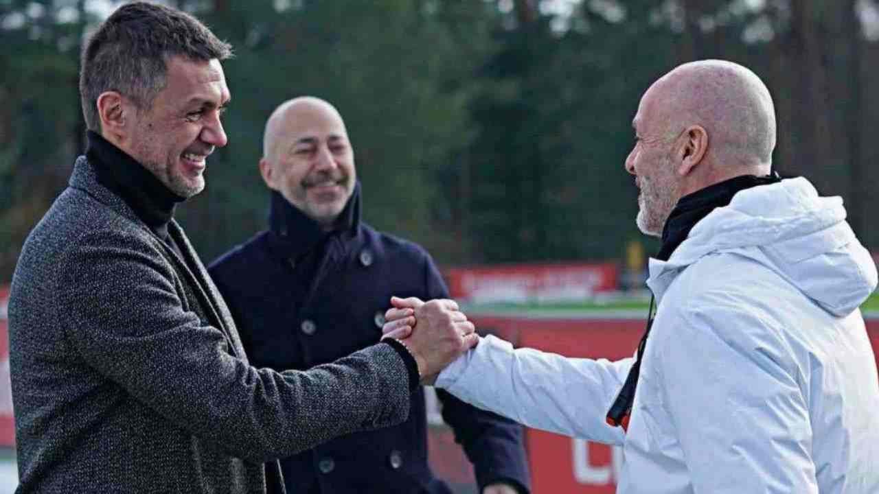 Pioli y Maldini en Milanello