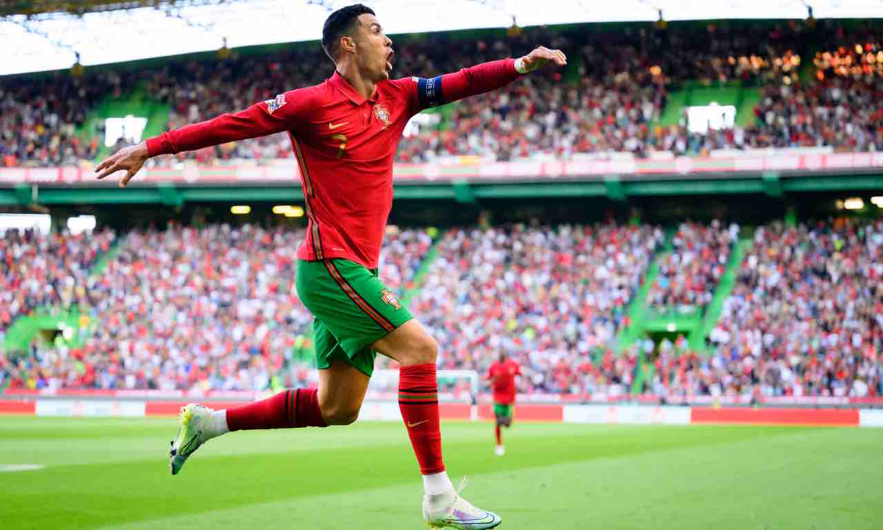 Ronaldo esulta col Portogallo 