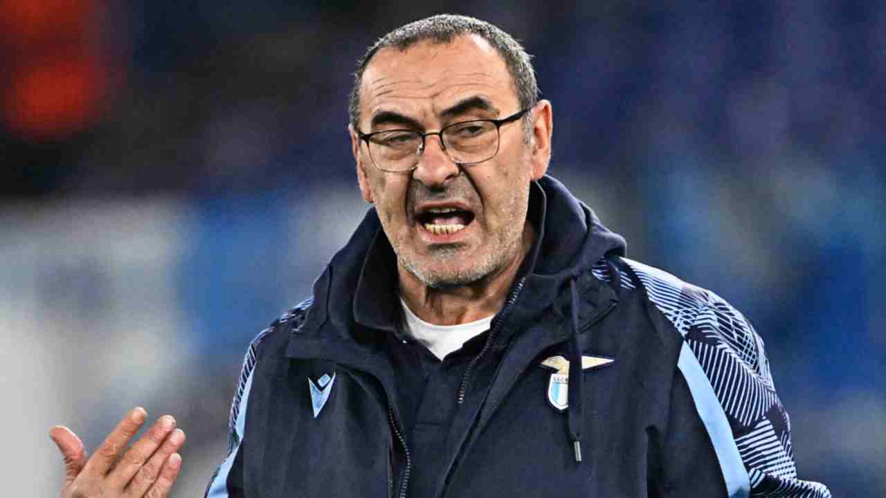 Sarri si arrabbia in panchina